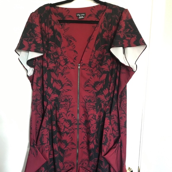 City Chic dress with pockets - Picture 2 of 3